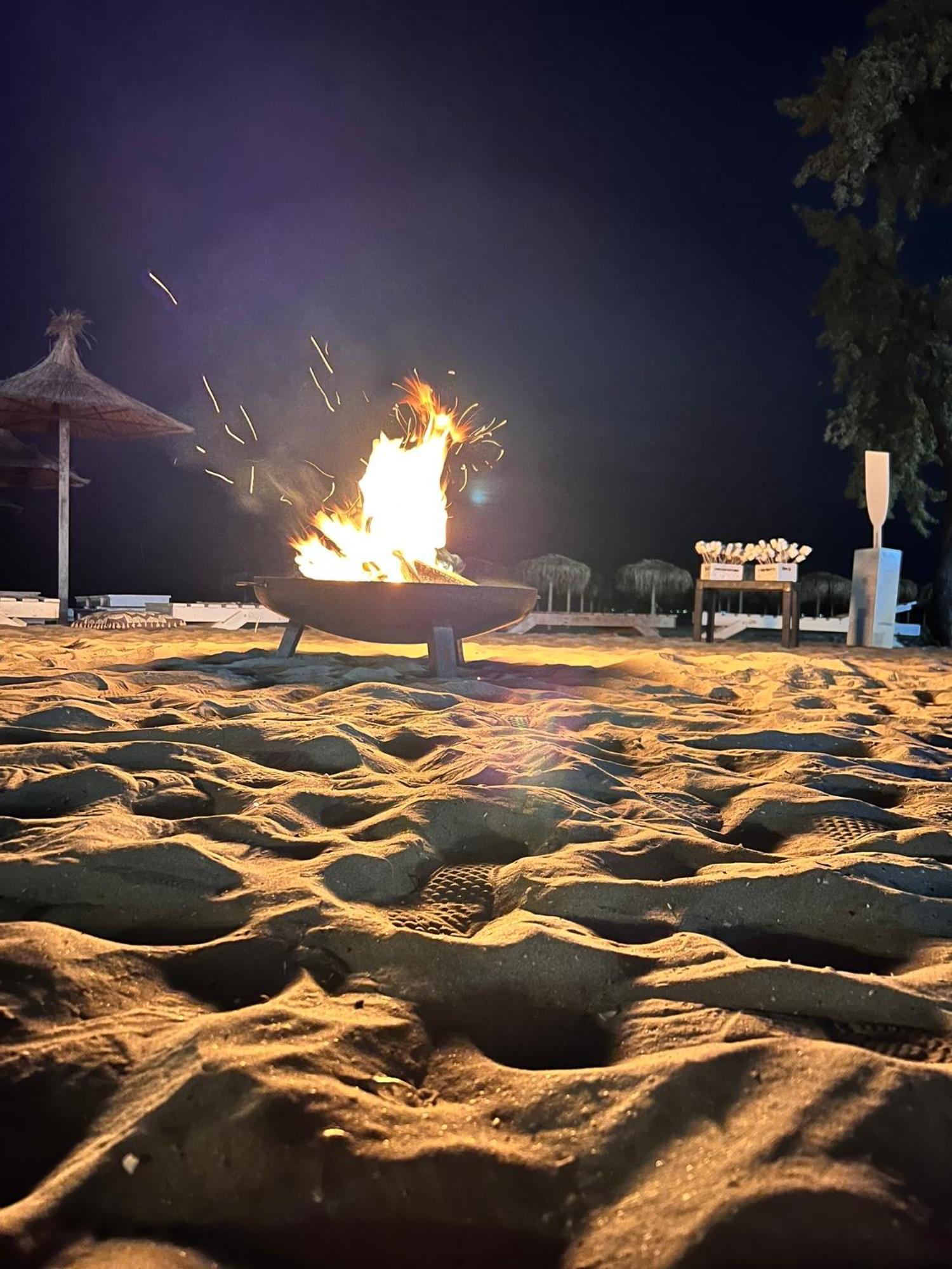 Hotel Manor Navodari Dış mekan fotoğraf
